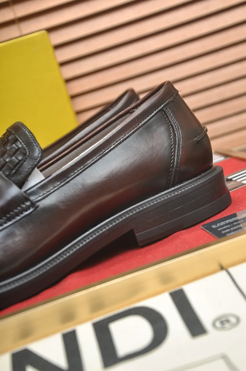 Men's shoes 💰500💶 [FENDI] The latest high-end men's shoes in Hong Kong! Original quality. The upper is made of imported cowhide material and cowhide lining! Super comfortable on the foot, original wear-resistant outsole, luxurious, fashionable, casual and versatile! Size: 38-45 (45 customized)